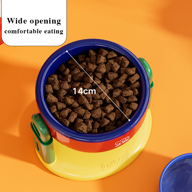 Suction Cup Adjustable Pet Bowl – Tilted, Spill-Proof & Neck-Friendly Design