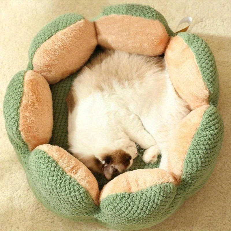 Charming Petal Cat & Dog Bed – Soft, Warm, and Cozy!