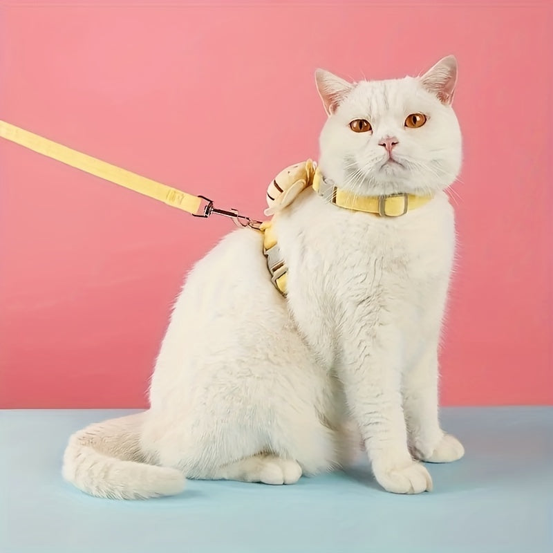 Plush Bee Cat Harness & Leash – Adjustable, Stylish & Secure