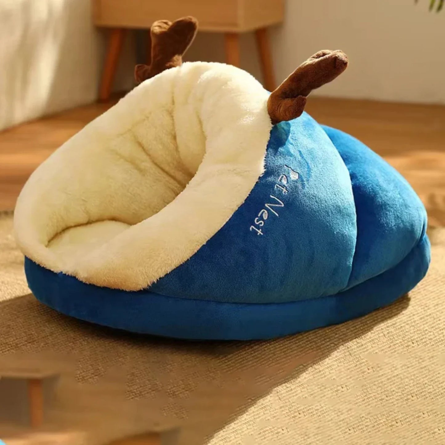 Cozy Pet Kennel Bed – Adorable House for Cats & Small Dogs