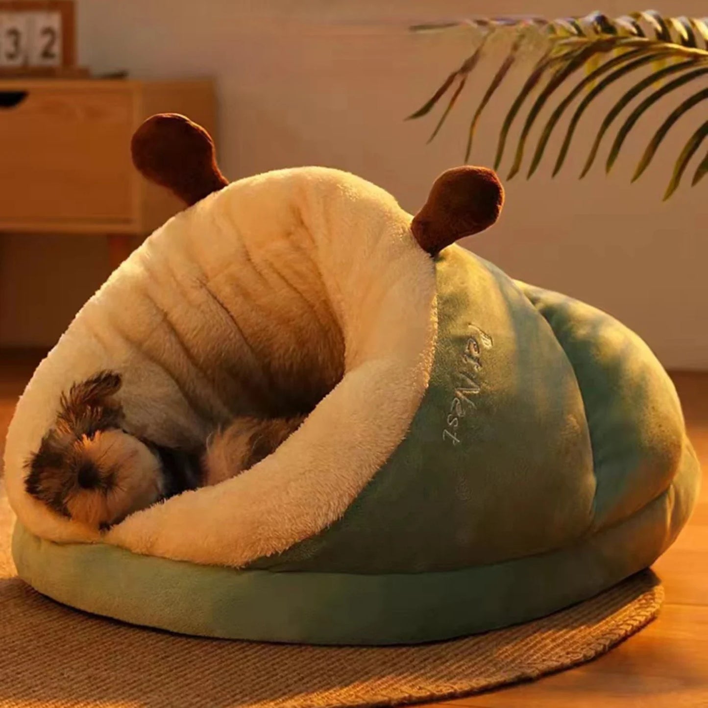Cozy Pet Kennel Bed – Adorable House for Cats & Small Dogs