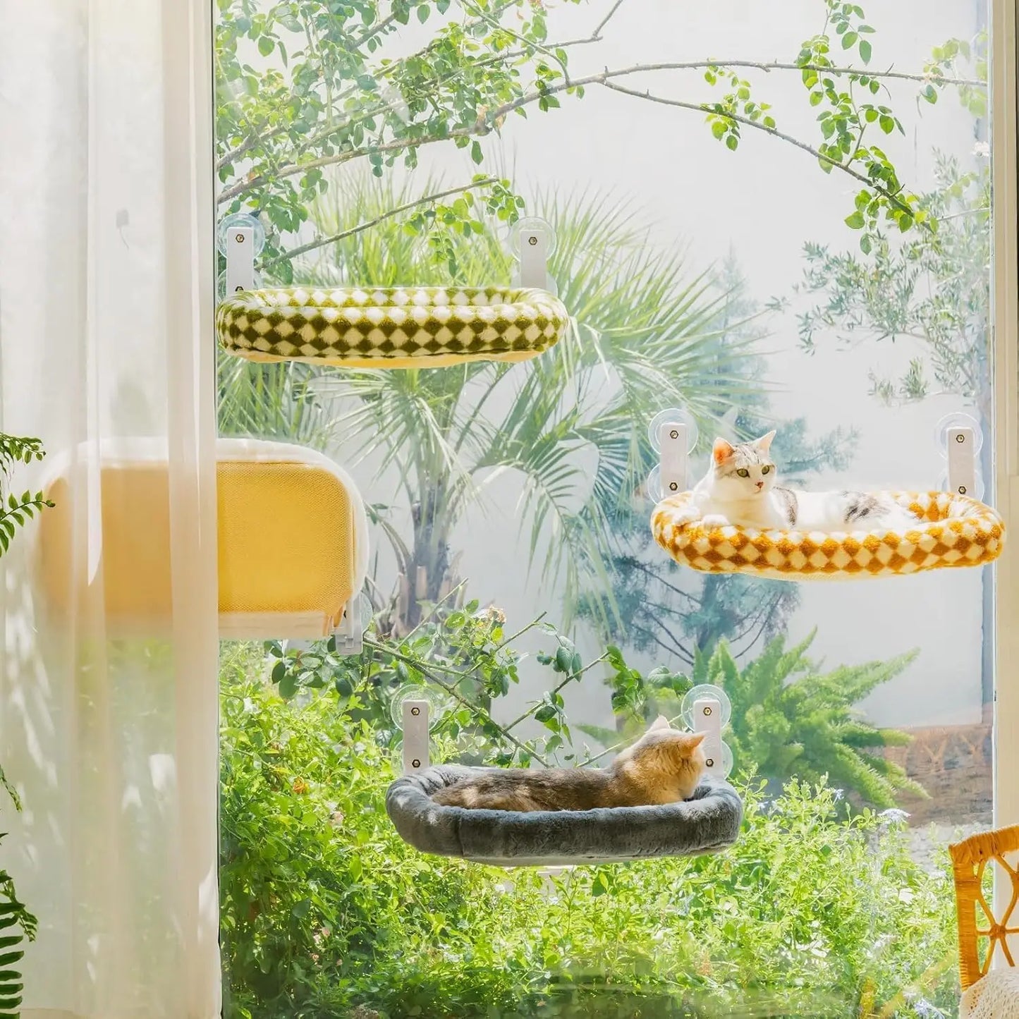 Foldable Cat Window Perch – Space-Saving Hammock with Suction Cups & Soft Cover