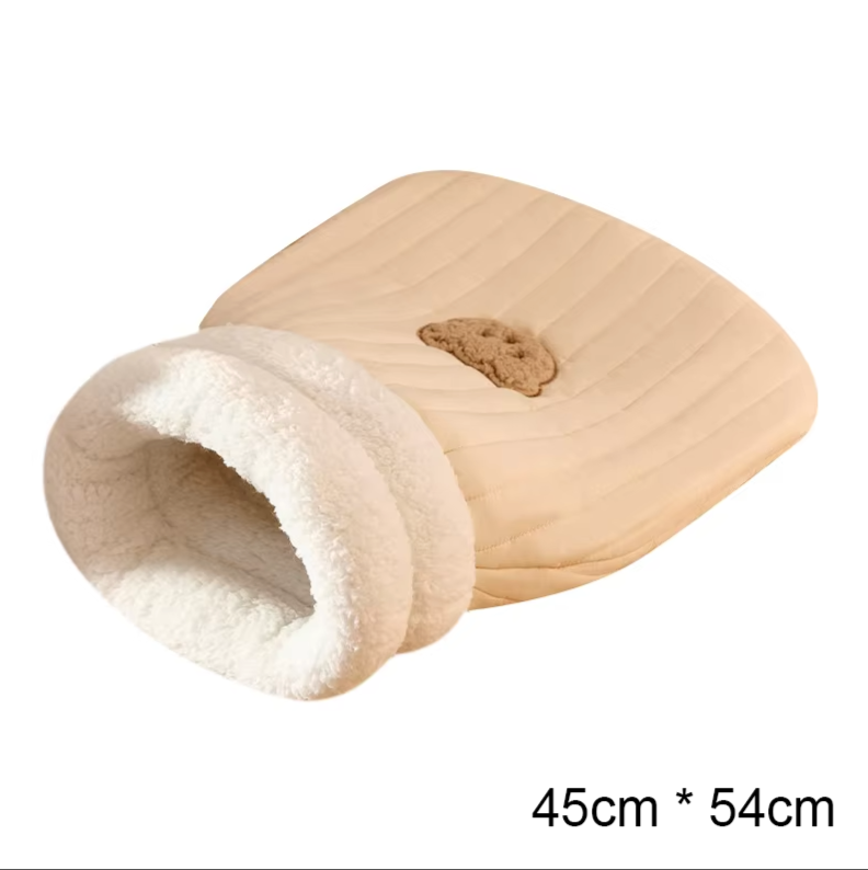 Cozy Cat Sleeping Bag – Soft, Snuggly Hideaway Bed for Cats!