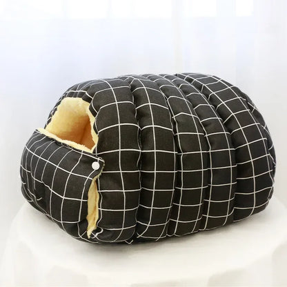 Warm Winter Cat Bed – Cozy Cushions for Kittens & Small Pets