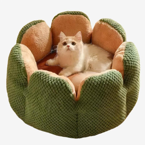 Charming Petal Cat & Dog Bed – Soft, Warm, and Cozy!