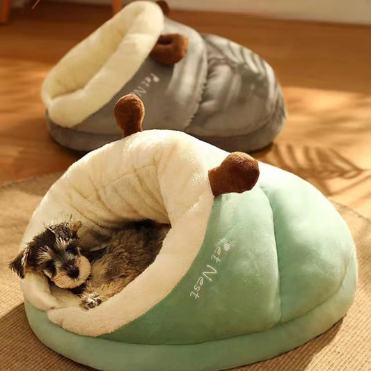 Cozy Pet Kennel Bed – Adorable House for Cats & Small Dogs