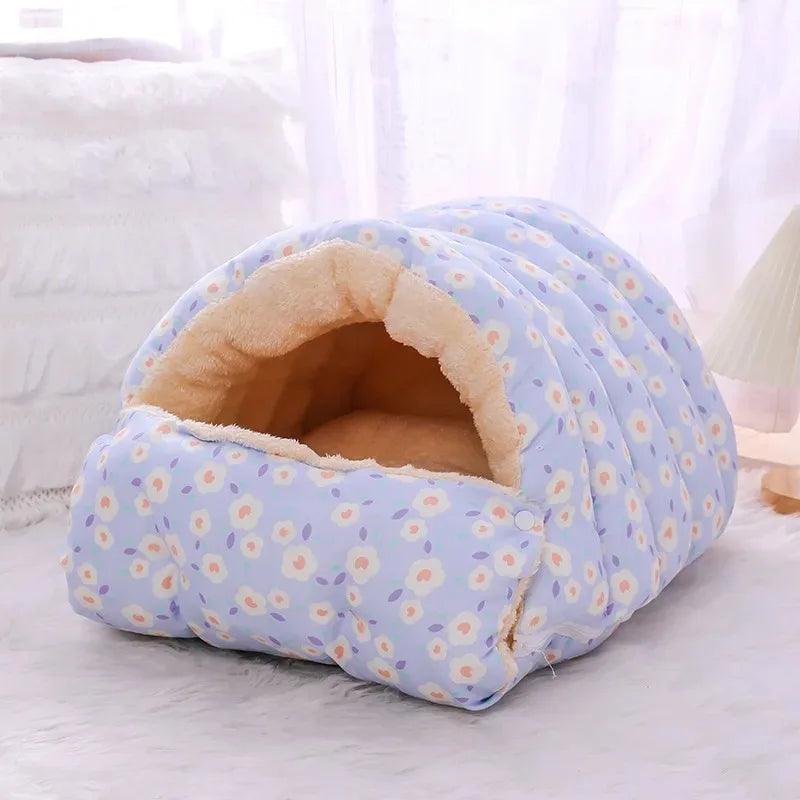 Warm Winter Cat Bed – Cozy Cushions for Kittens & Small Pets