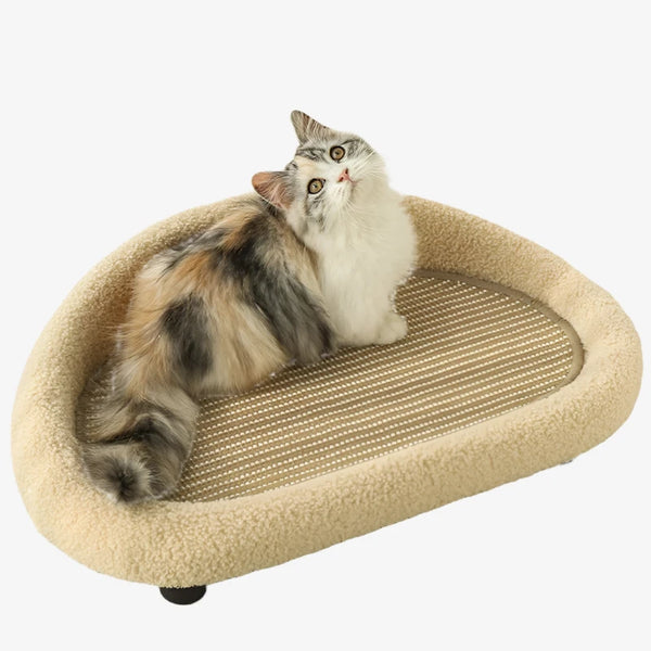 2-in-1 Warm Cat Bed & Sisal Scratching Pad – Cozy & Durable!