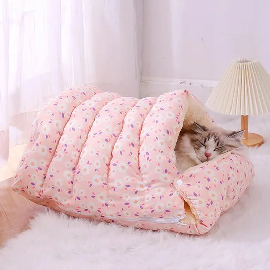 Warm Winter Cat Bed – Cozy Cushions for Kittens & Small Pets