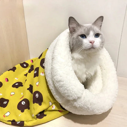 Cozy Cat Sleeping Bag – Soft, Snuggly Hideaway Bed for Cats!