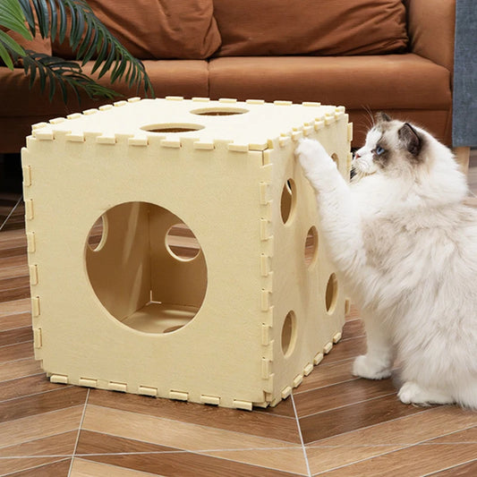 Dice-Shaped Cat Bed – Foldable Felt Cloth for Indoor Use