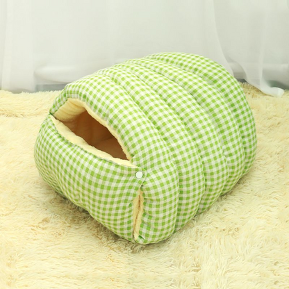 Warm Winter Cat Bed – Cozy Cushions for Kittens & Small Pets